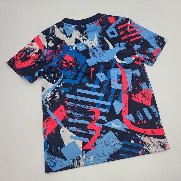 Nike boys' Dri-Fit tee and shorts set size 6 - Picture 4 of 8
